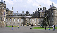 200px-Wfm_holyrood_palace.jpg